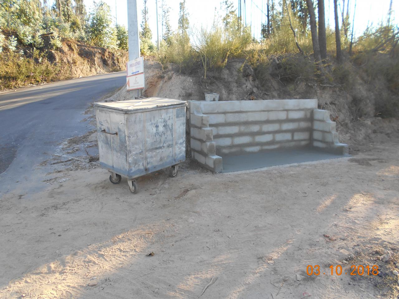 Contentores (Barroncos)