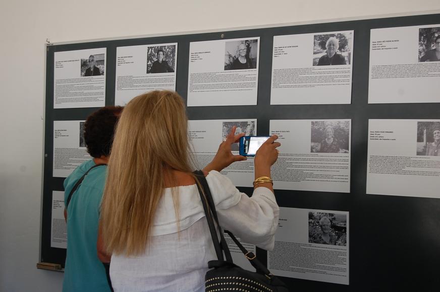 Exposi&ccedil;&atilde;o de Fotografias e Vidas "P'ra L&aacute; dos Oitenta"